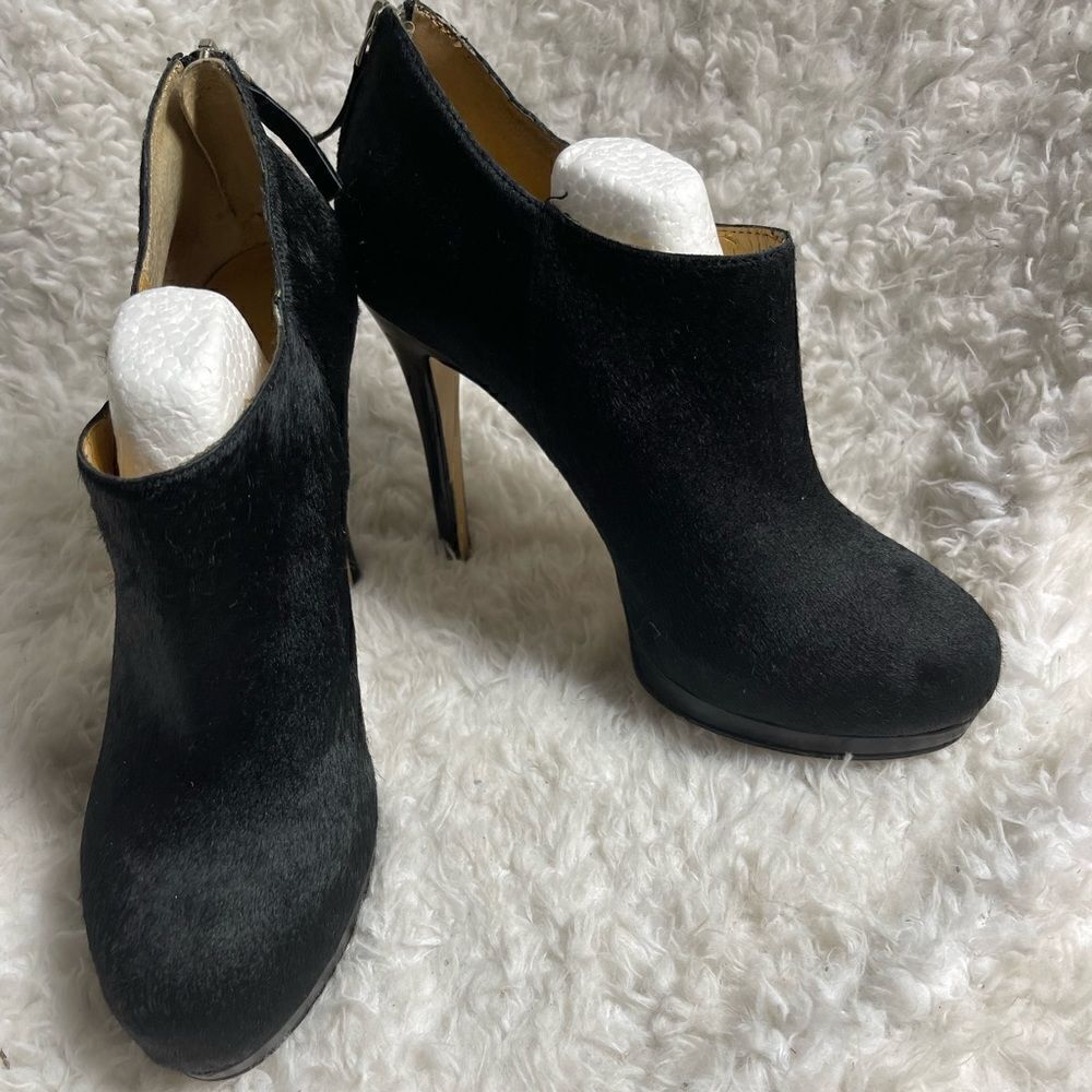Nine West leather Calf hair black ankle platform heel boots side zipper size8M